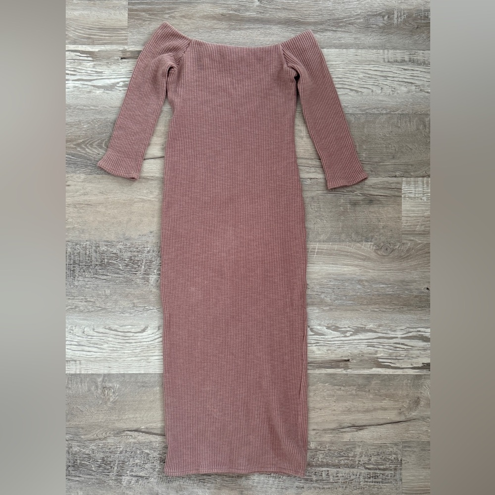 Zara Long Sleeve Ribbed Dress in Mauve